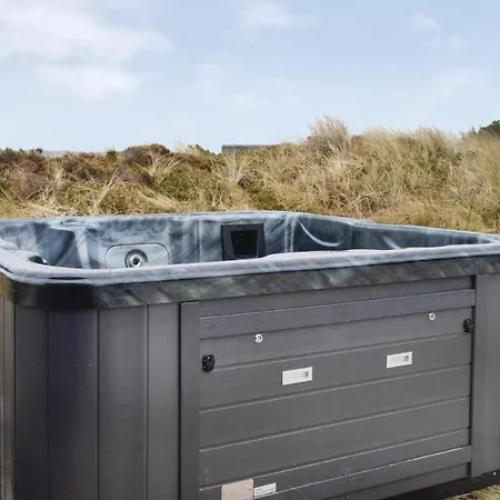 Four-bedroom Holiday In Henne Holiday home