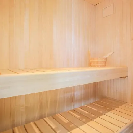 Four-bedroom Holiday In Henne Holiday home